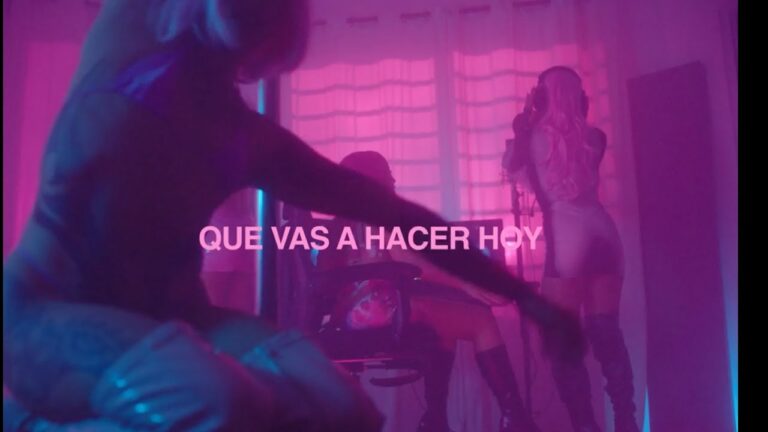 #EnLaMúsica 🎶 OMAR COURTZ (((ousi))) x DE LA ROSE  – QUE VAS HACER HOY  ? (Visualizer) l PRIMERA MUSA